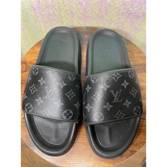 Louis Vuitton Black Monogram Eclipse Waterfront Rubber Pool Slides Mules Men 11 main image 10